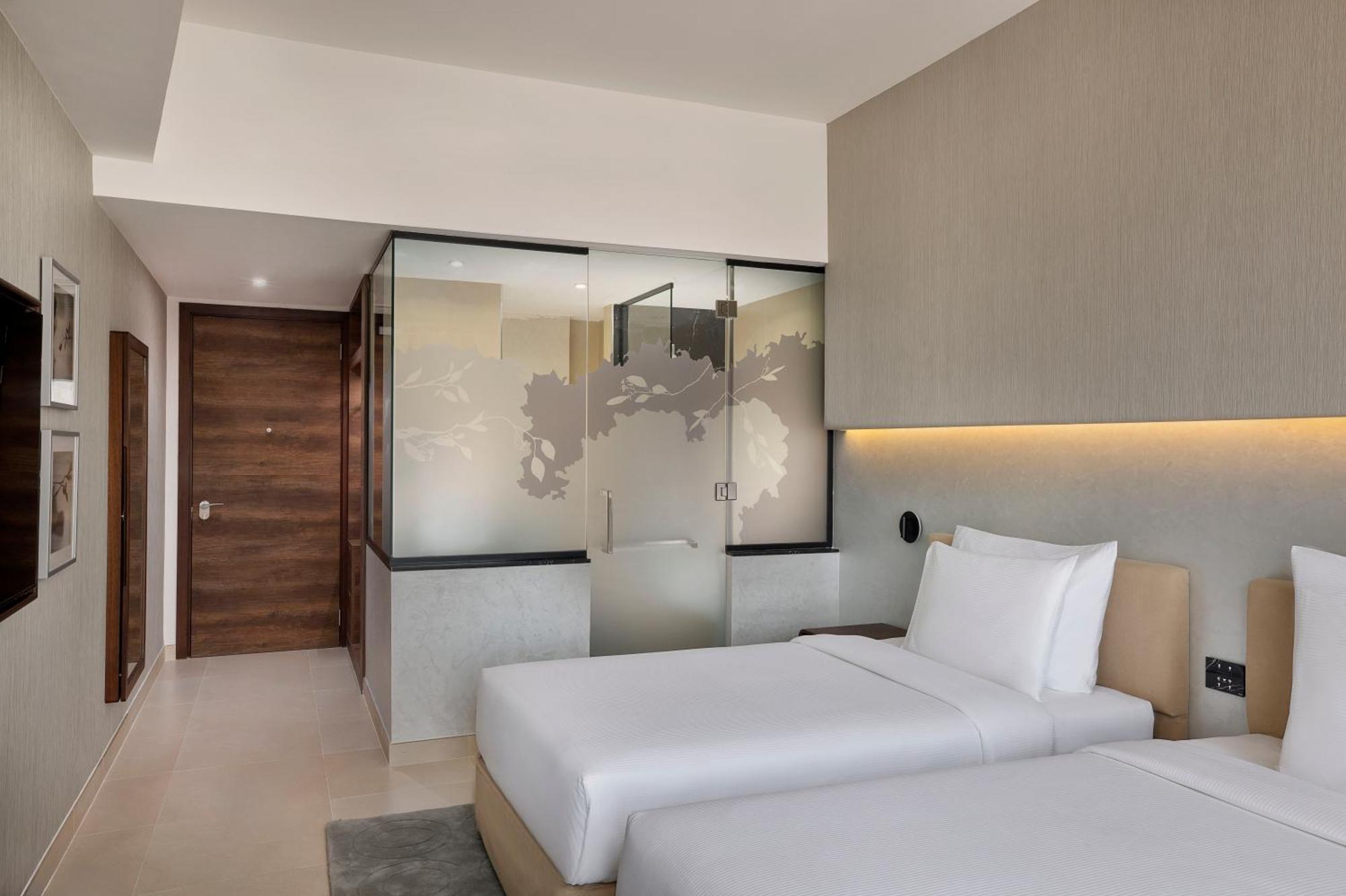 Hotel Local Dubai At Jumeirah Village Triangle Eksteriør billede
