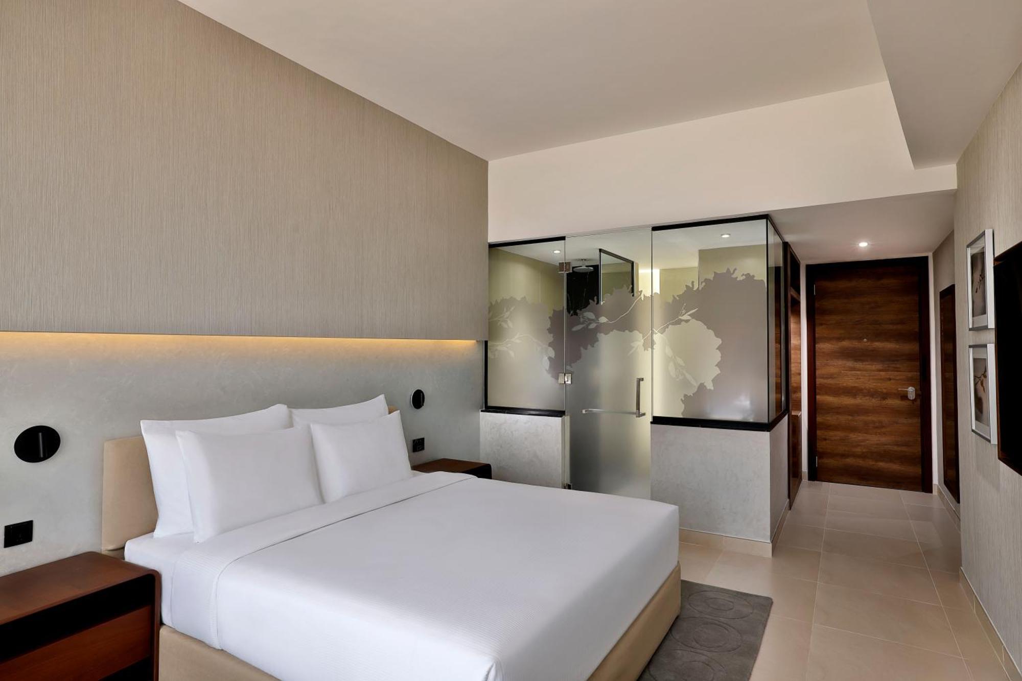 Hotel Local Dubai At Jumeirah Village Triangle Eksteriør billede